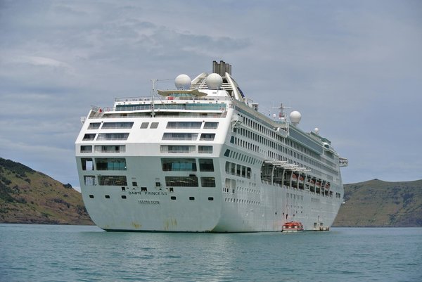 Quelles croisières offrent des visites des sites sacrés en Inde?