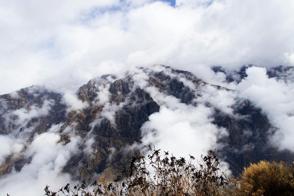 Comment planifier une visite des monastères perchés du Mont Athos, Grèce?